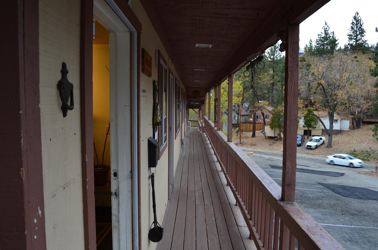 Deep Creek Motel Running Springs Exterior photo